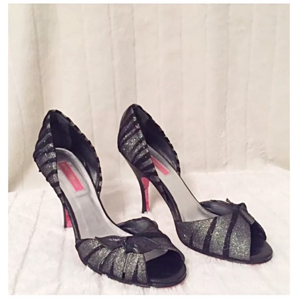 BETSEY JOHNSON Blk Glitter & Tulle Overlay Sandals - Picture 1 of 8